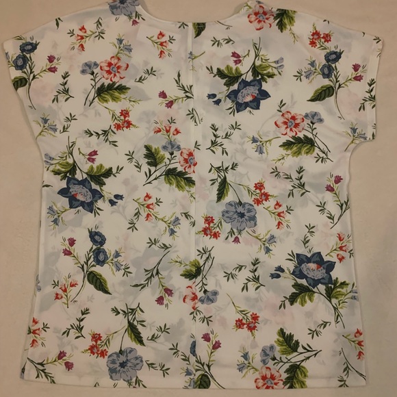 Ann Taylor NWT White with Pink and Blue Flower Blouse medium - Picture 11 of 16